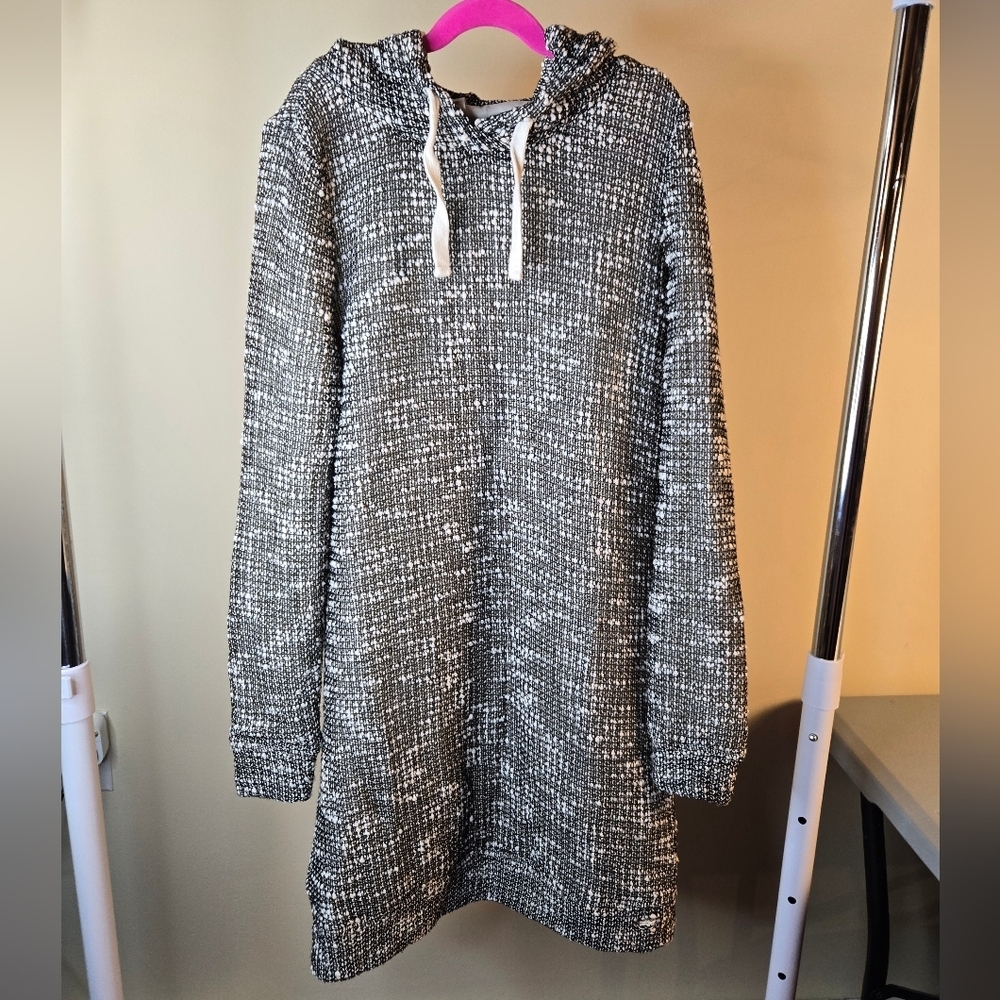 Fabletics Yukon Sweater Dress Hooded Knit Black White Size Small